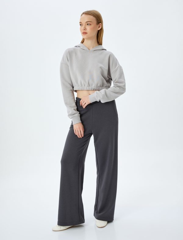 Şardonlu Kapüşonlu Uzun Kollu Crop Oversize Sweatshirt